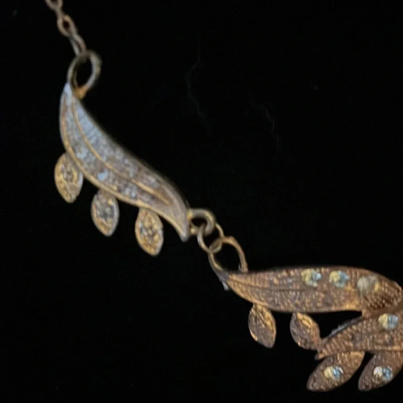 Vintage Gold Tone Leaf Bib Necklace Rhinestone 24” Statement Holiday Jewelry - Picture 5 of 7